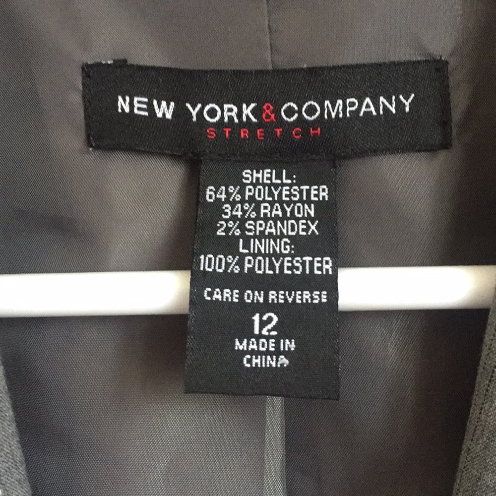 Blazer - Picture 3 of 3